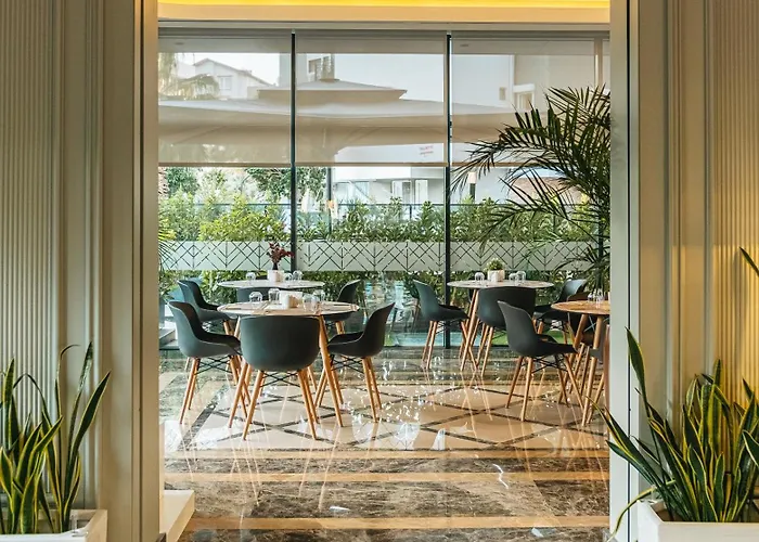Four Points Flex By Sheraton Lara Hotel 3*