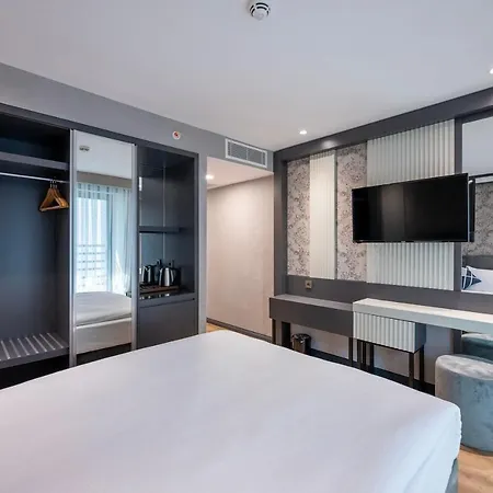 Otel Four Points Flex By Sheraton Lara 4*